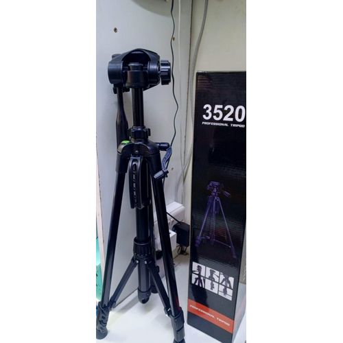 Weifeng 3520 Tripod for Professional & Home Photography with Tilt/Swivel Head