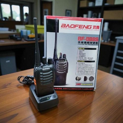 BF-888S Walkie Talkie Portable Handheld 2-Way Radio Up to 5KM Range 16 Channels Rechargeable Battery Security Communication