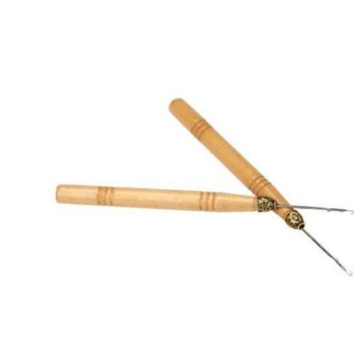 Latch Hook Crochet Needle for Dreadlocks & Wigs - Brown Wood/Steel, 14.5 cm