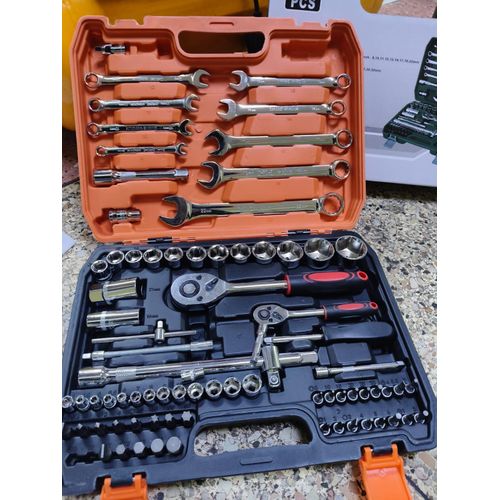 82 pieces socket wrench set