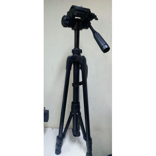 Professional Weifeng WT-3520 Tripod for Smooth Video Recording, Photography, and Timelapse Shoots