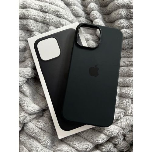 Ip 15 pro Genuine Silicone Case/Cover, featuring a soft anti-scratch microfiber lining.