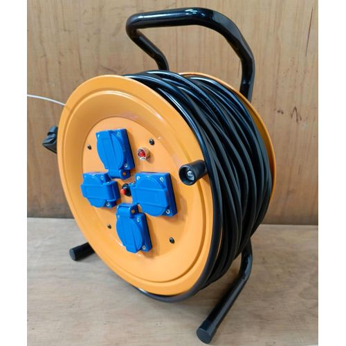 50M, 2.5MM Heavy Duty Cable Reel, Extension Power Cord , Durable Winding Drum with Safety Socket & Overload Protection. Ideal for indoor Outdoor, Workshop & Construction Use