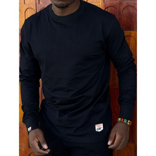 Round neck long sleeved cotton T-shirt