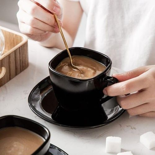 12 pc Set black cup saucers 6cups6saucers