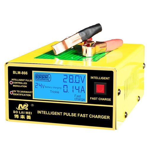Heavy-Duty 12V 24V Battery Charger with Intelligent Overload Protection