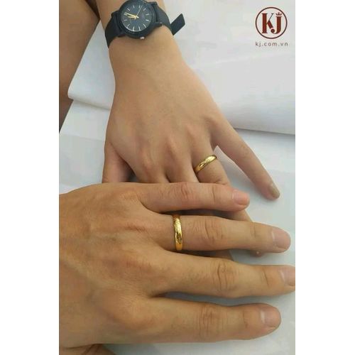 Quality Unisex Gold Plated Wedding Ring With A Free Gift Box