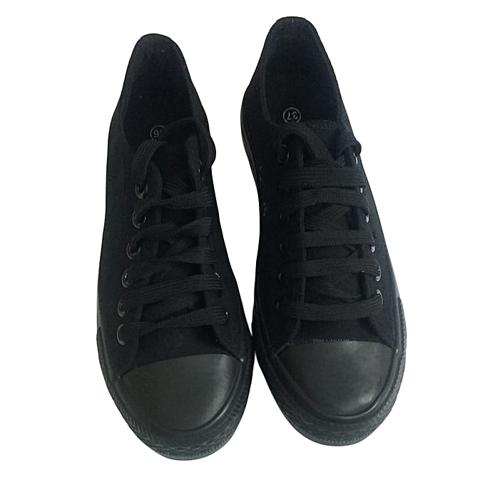 generic canvas shoes