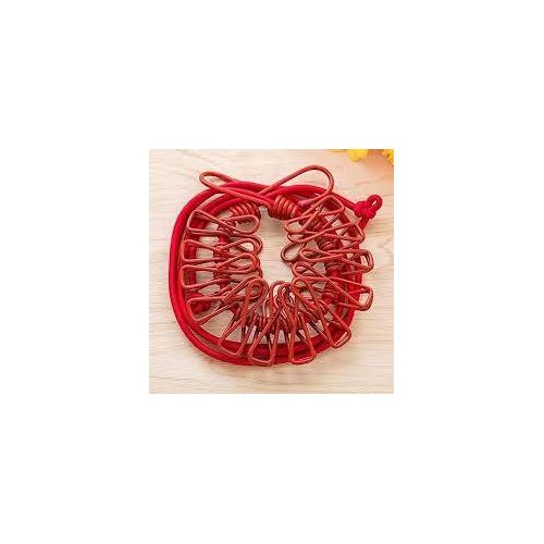 Strong stretchy cloth line with 12 pegs