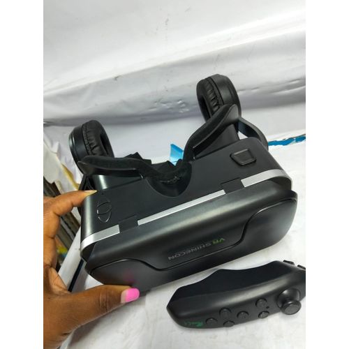 Lightweight VR Headset for Smartphone Gaming and 3D Videos