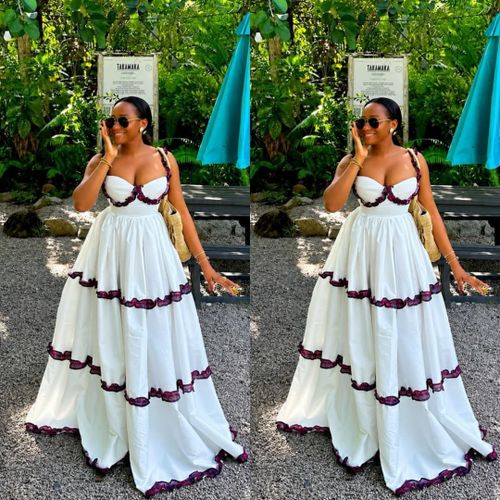 Mell Ruffle Tiered Clearance Frill Hem Maxi Dress featuring a sweetheart neckline and contrasting ruffled hem details.