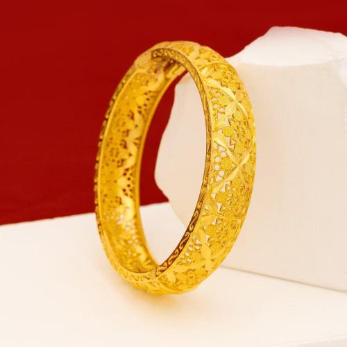 Alloy Gold-Plated Bracelets: Dubai Bride Indian Light Luxury Style Women's Wedding Sand Gold Bracelet Jewelry