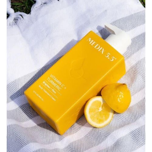 Vitamin C + Tumeric ( Firming, Brightening Cream )