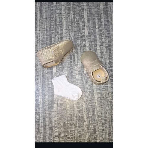 Baby Prewalkers shoes with free matching socks