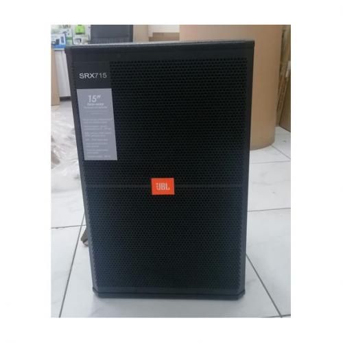 SRX715 Two Way Speaker.