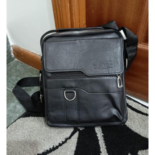 Professional Mens Messenger Bag Compact 22x26cm Business Shoulder Satchel in Classic Tones
