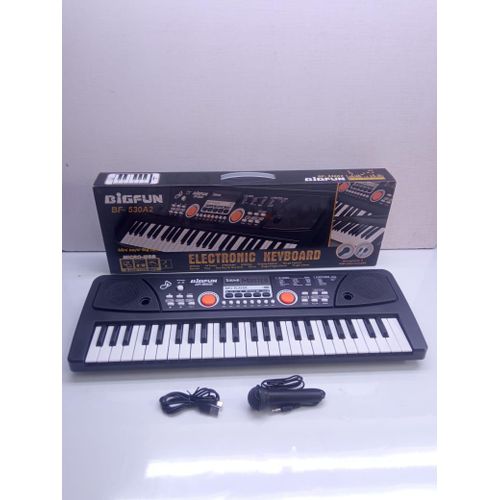49 keys piano with microphone and charging cable