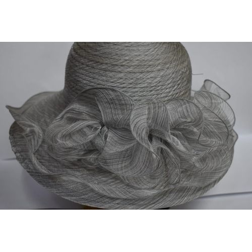 HAPPY MOTHER'S WEDDING HAT