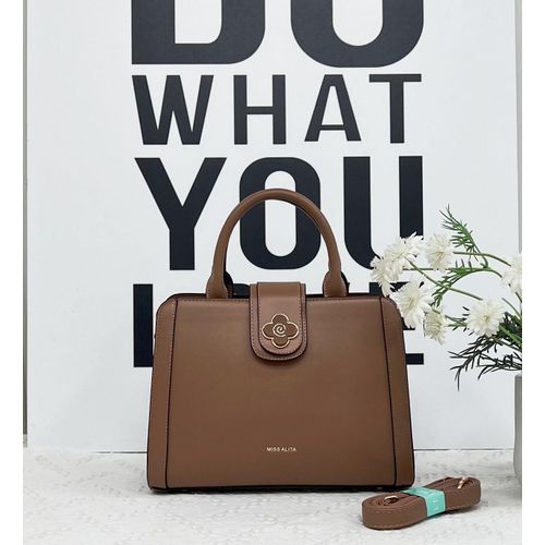 Luxurious ladies handbags