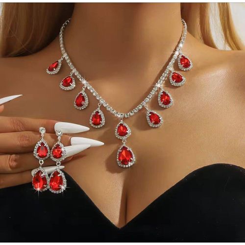 Luxury Crystal Necklace & Earring Set – Elegant Jewellery for Every Occasion