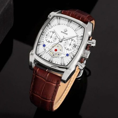 WWOOR Leather Quartz Watch For Men WristWatches Man Clock 8843