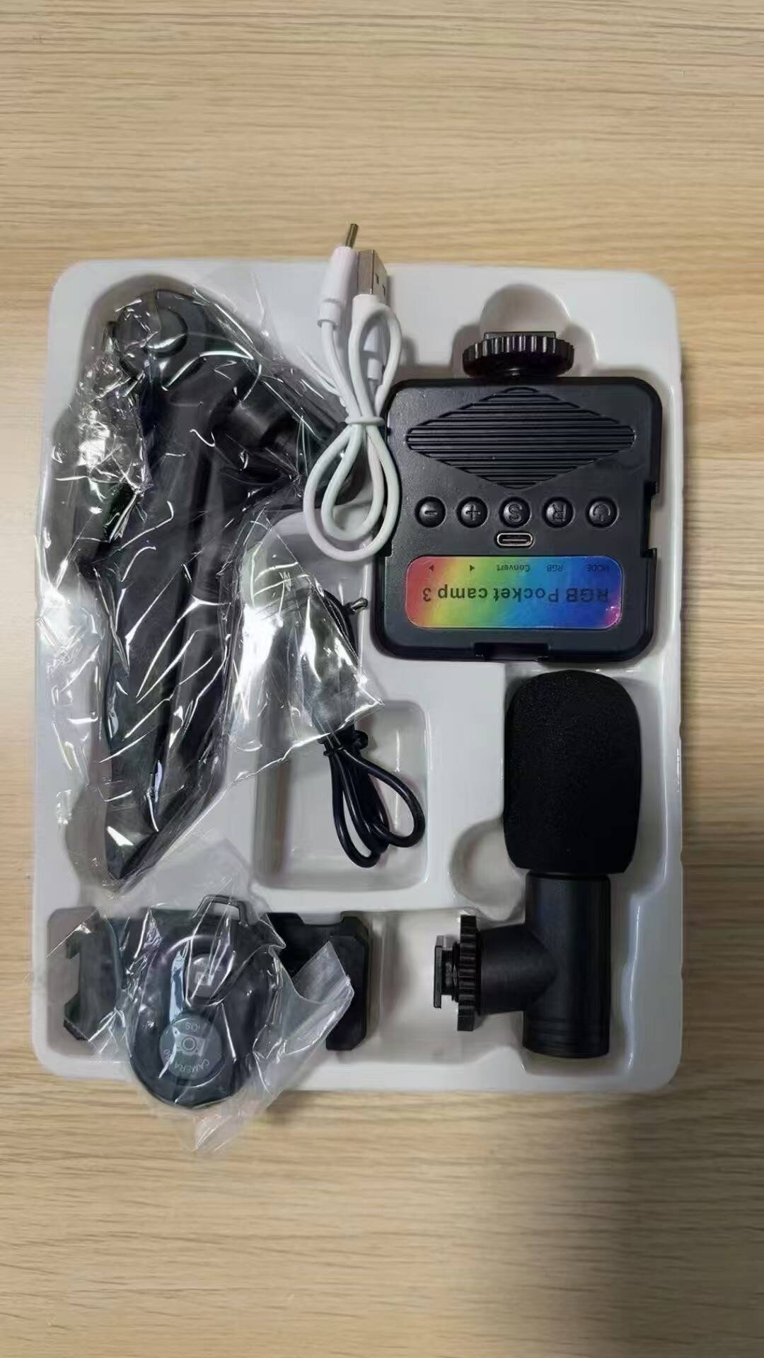 New Smartphone RGB Vlogging Kit with Tripod Phone Holder Mini Mic LED Fill Light Starter for TikTok Live Stream YouTube Video