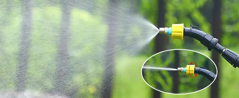 portable electric garden sprayer with 3 nozzles and 5m hose rechargeable handheld and suitable for yard lawn care details 2