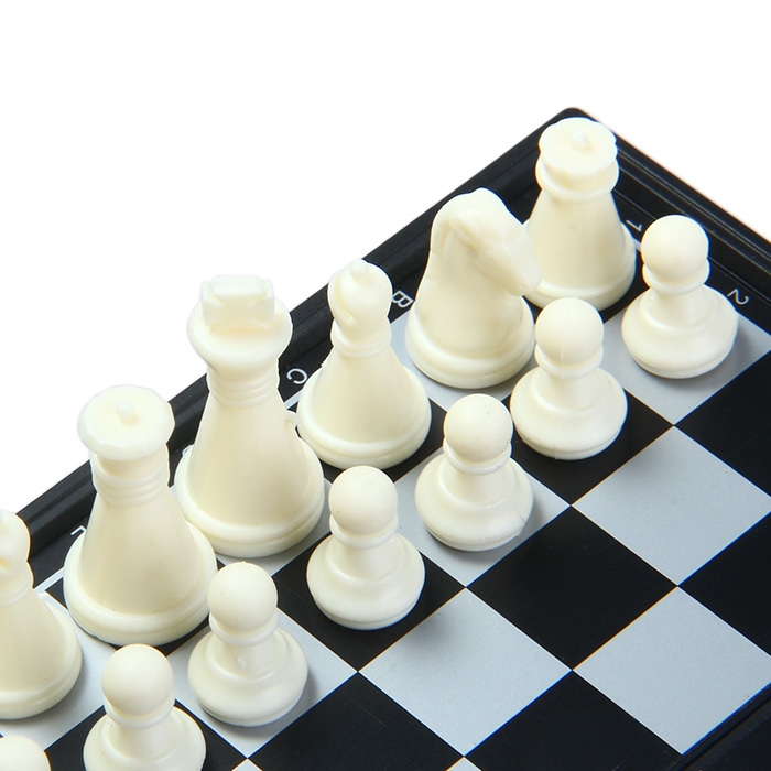 32Pcs VIICSC Tiny Chess Magnetic Game Set SC. 5277 Educational Toy Fun Game