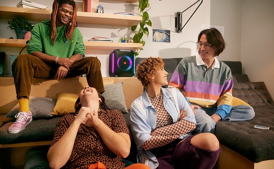 JBL PartyBox Encore 10 hours of play time - Image