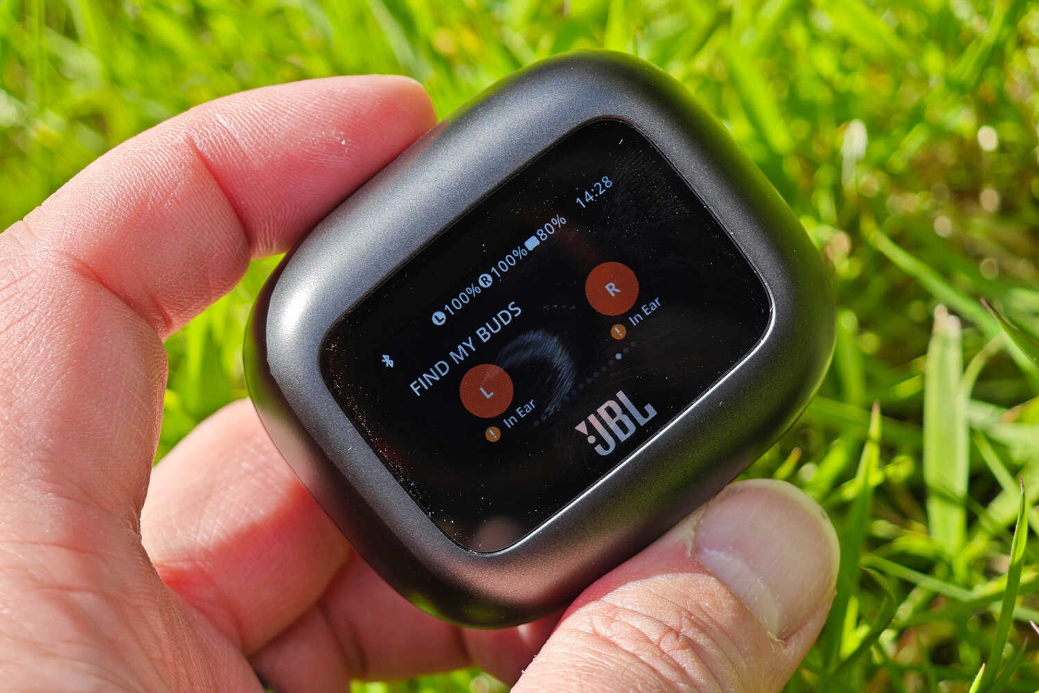 JBL Live Beam 3 review: how touching - Stuff