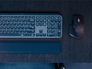 mx keys s combo wireless performance keyboard and mouse with palm rest bundle