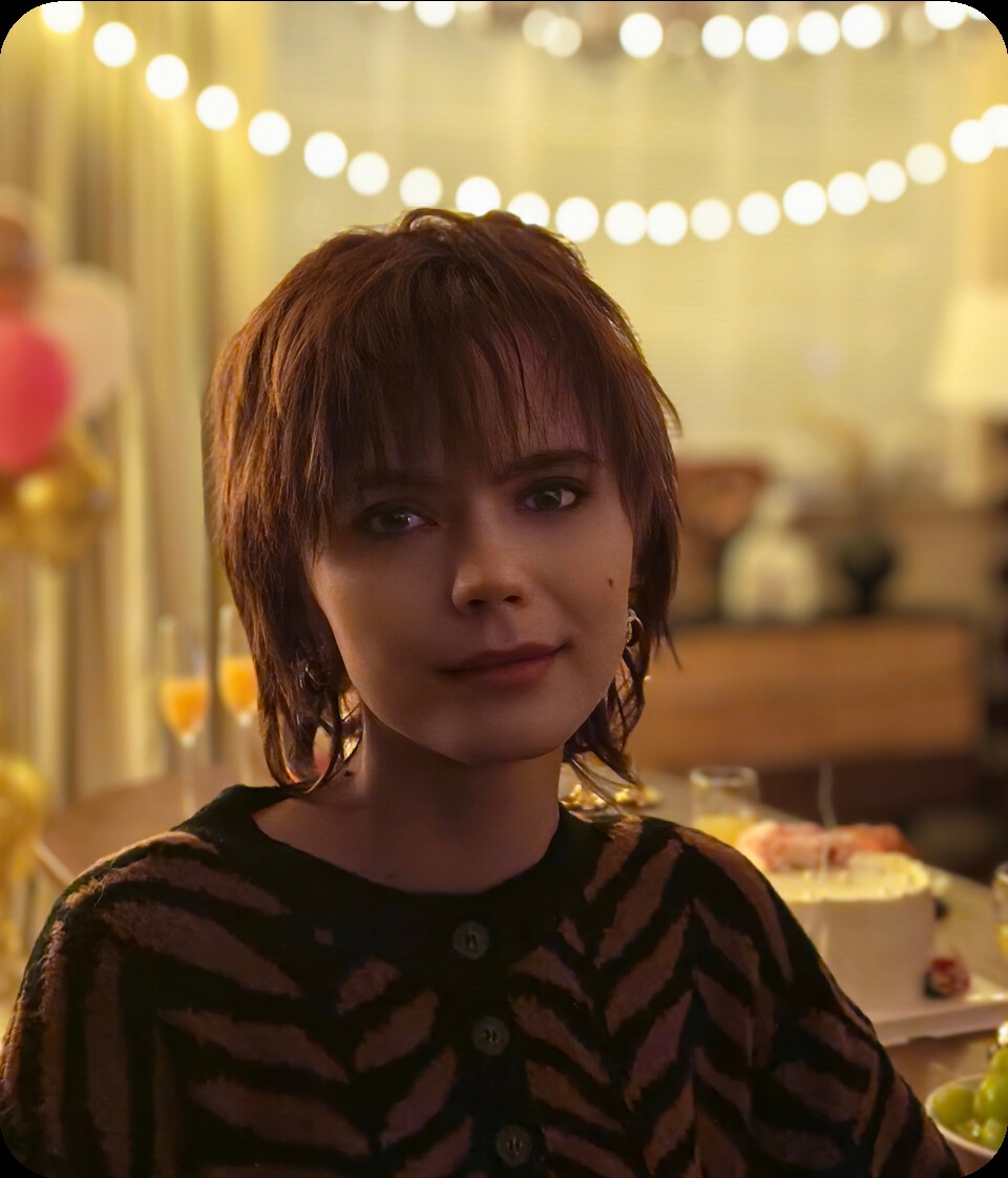 Portrait taken with vivo V60 with AI Aura Light off