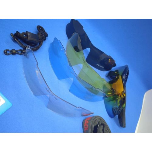 Wireless Bluetooth Music Sunglasses with Polarized Lenses for Cyclists and Drivers