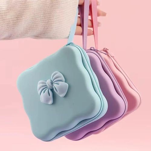 Cute Bow & Heart Design sanitary pad / cable organizer