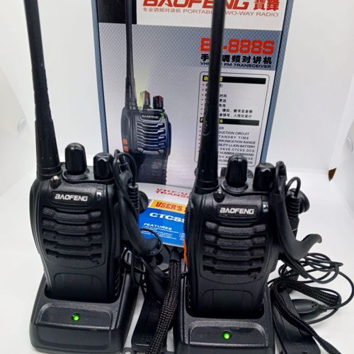 BF-888S Walkie Talkie UHF 400-470MHz 16CH Rechargeable Batte