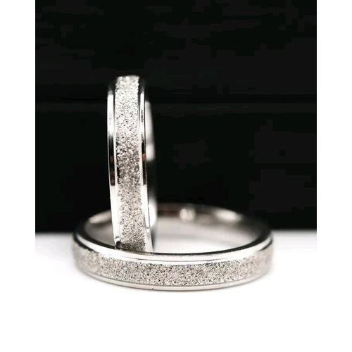 Quality Unisex Silver Plated Wedding Ring With A Free Gift Box