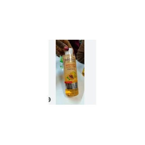 Naturals Brightening Facial Toner With Papaya 250ml