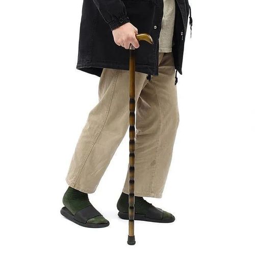 Solid Wooden Walking Stick for Elderly & Daily Support – Ergonomic Handle Cane