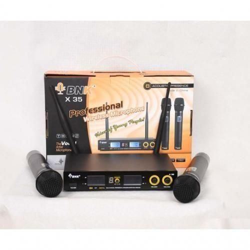 X35 UHF Digital Wireless Microphone Set