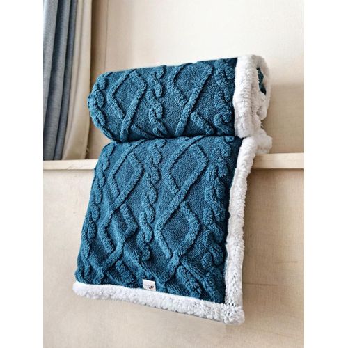 Fleece Blanket Sherpa -Navy blue n White