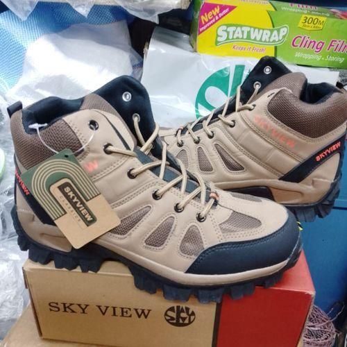 Skyview Hiking Boots