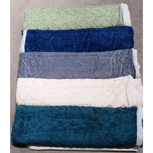Sherpa blankets sizes 6by 6 -Blue