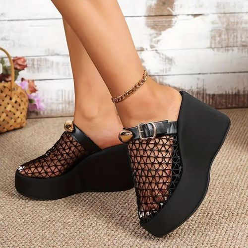 Mesh weave sandals