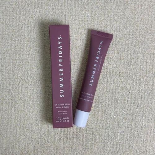 Summer Fridays Lip Butter Balm in the Brown Sugar variant.