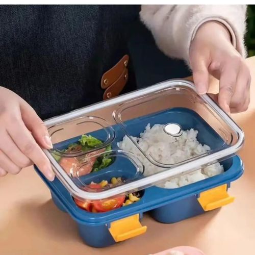 3Grid kids snack box with transparent acrylic lid and spoon