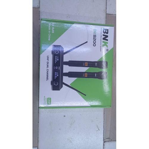 Bnk 8200 Wireless Microphone System with UHF Signal and Long-Range Coverage