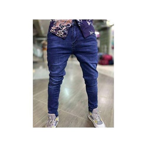Non faded quality denim Jeans for men