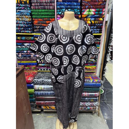 Beautiful African Women Dera