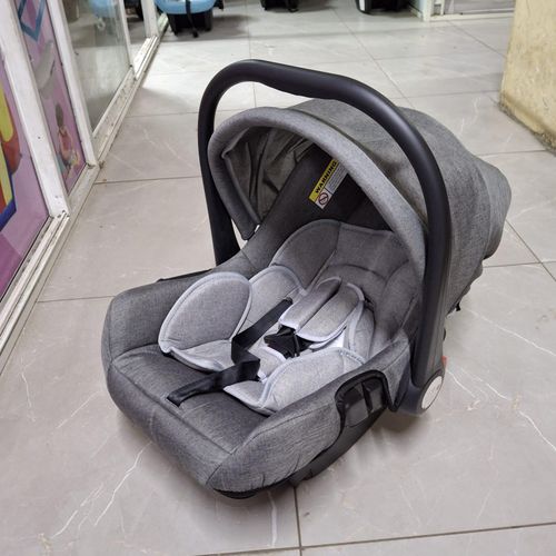 Infants Carseat/carrycot
