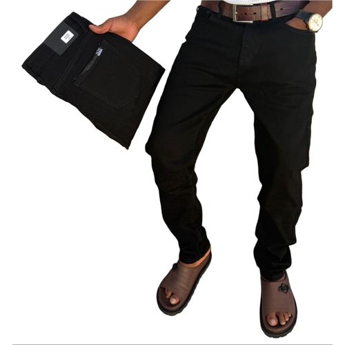 Men Slim Fit Non Fade Black Plain Jeans